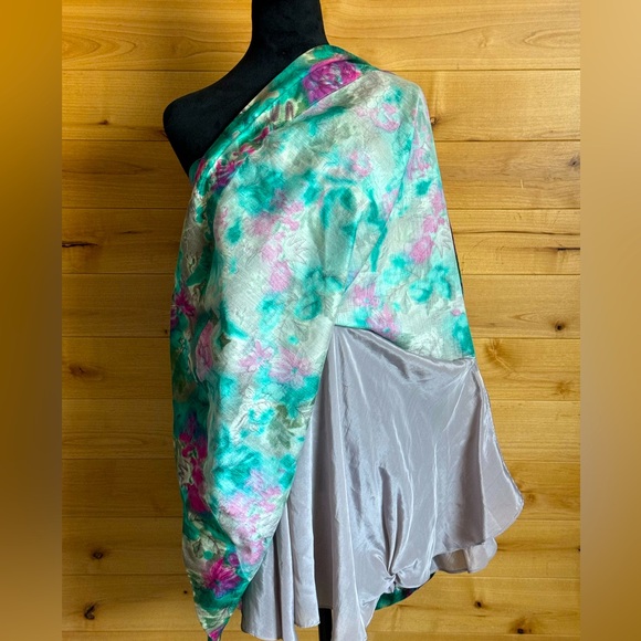 ELIZABETH and JAMES - Picture 9 of 10